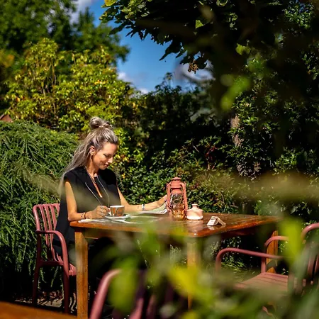 Restaurant Ruimzicht 호텔 3*